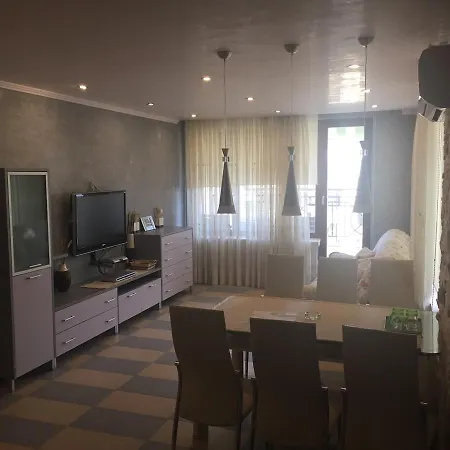 Hpm Iglika דירה